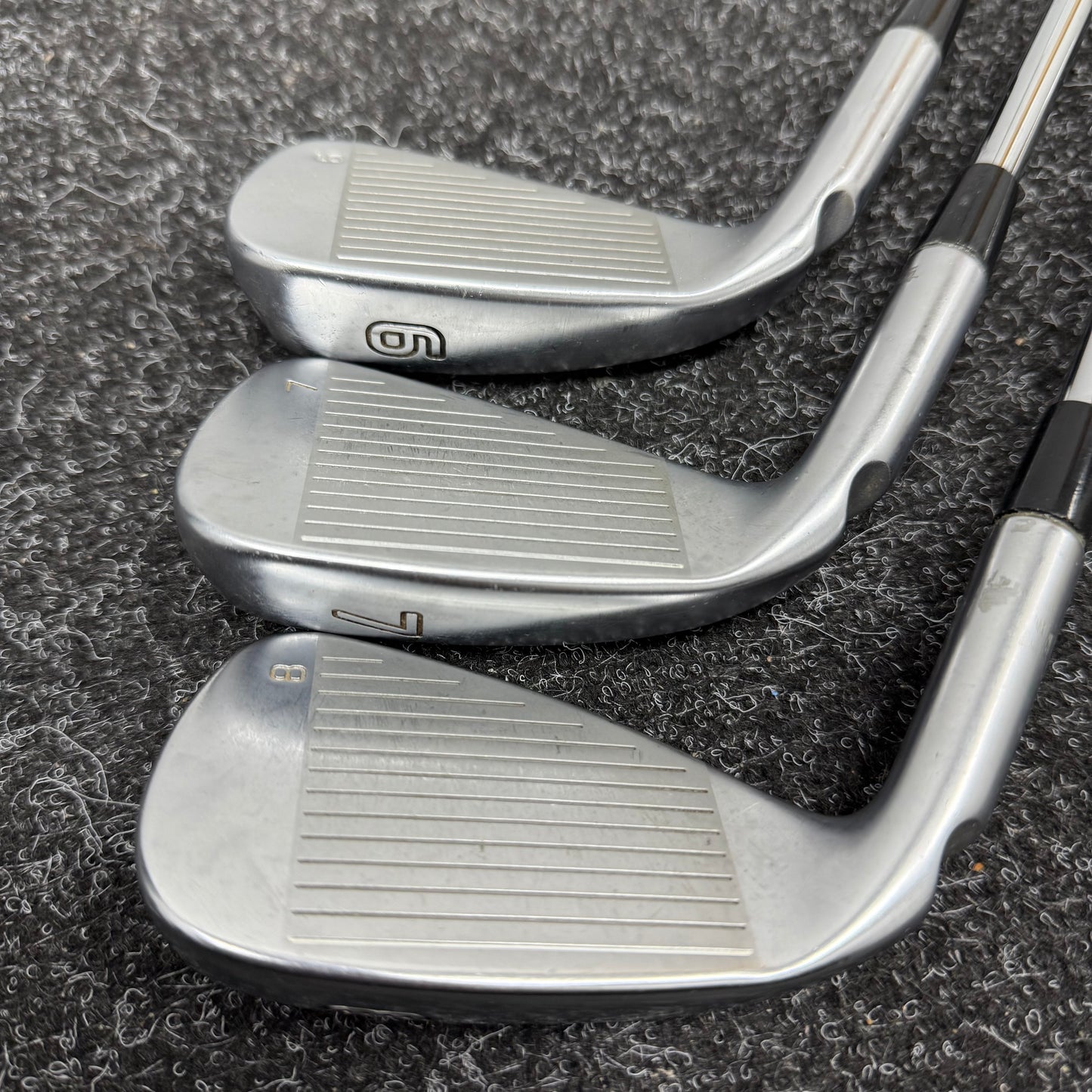 PING G410 IRONS / 6-UW / KBS TOUR 90 STIFF SHAFTS / RED DOT