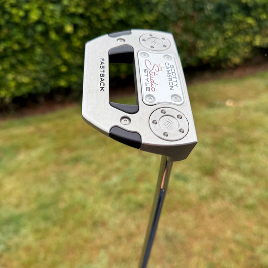 SCOTTY CAMERON 2025 FASTBACK PUTTER / 34 INCH / 9.5/10 CONDITION
