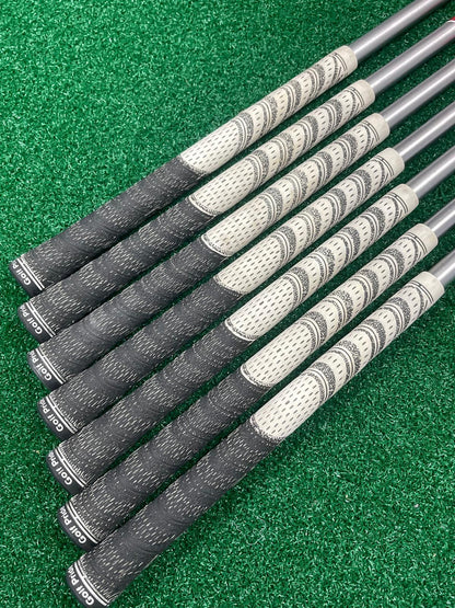 WILSON STAFF MODEL IRONS / 4-PW / KBS TOUR C-TAPER LITE 110 STIFF SHAFTS