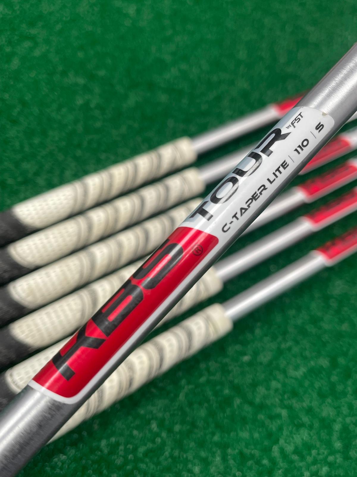 WILSON STAFF MODEL IRONS / 4-PW / KBS TOUR C-TAPER LITE 110 STIFF SHAFTS