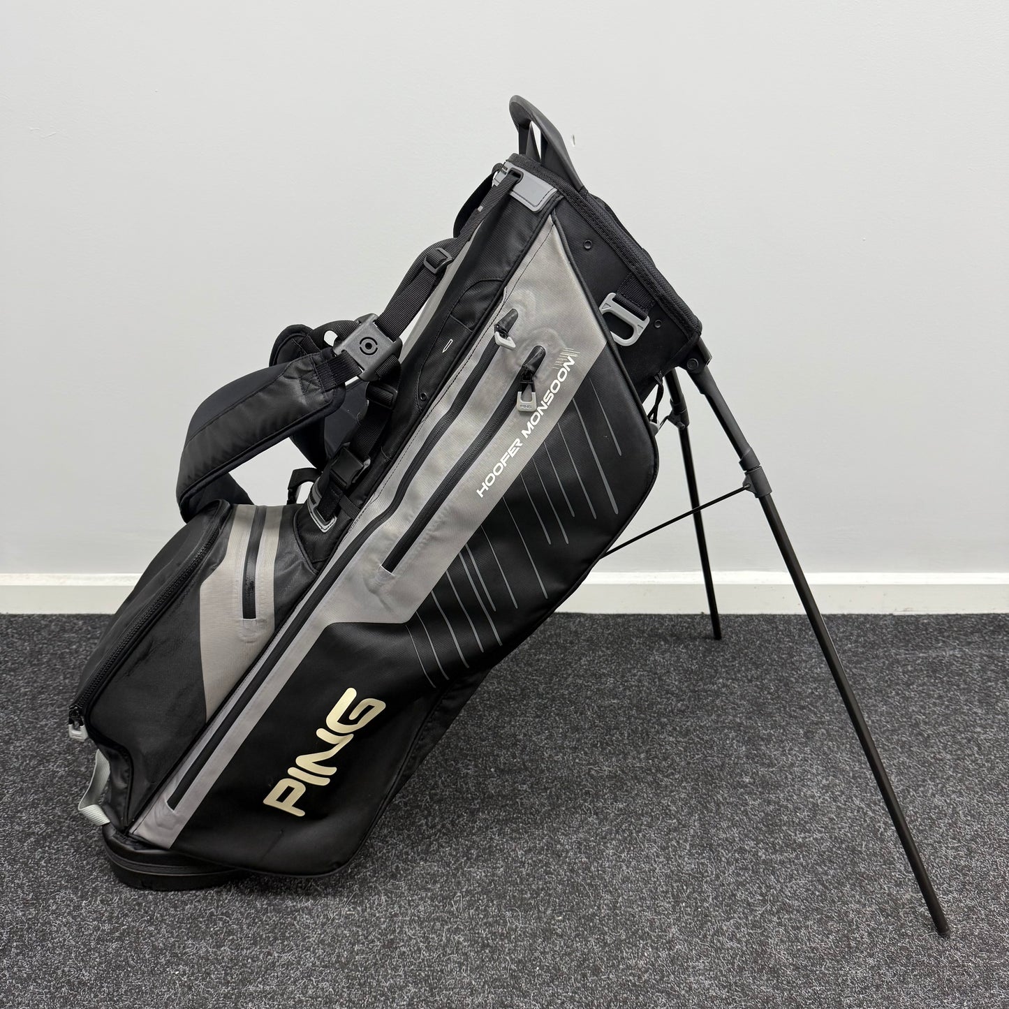 PING HOOFER MONSOON 231 WATERPROOF STAND BAG - BLACK/GREY
