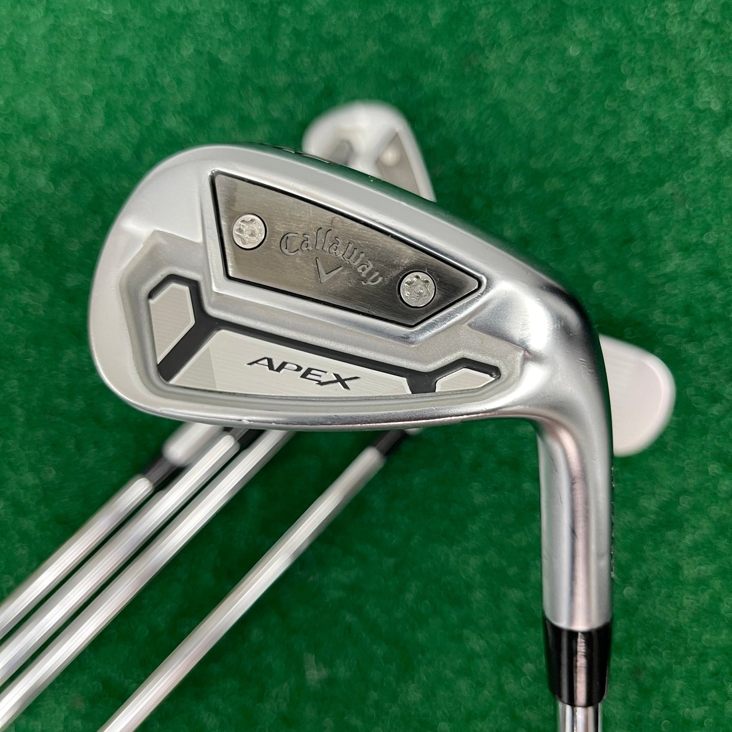 CALLAWAY APEX 21 TCB IRONS / 6-PW / PROJECT X 6.0 STIFF SHAFTS / 1" LONGER