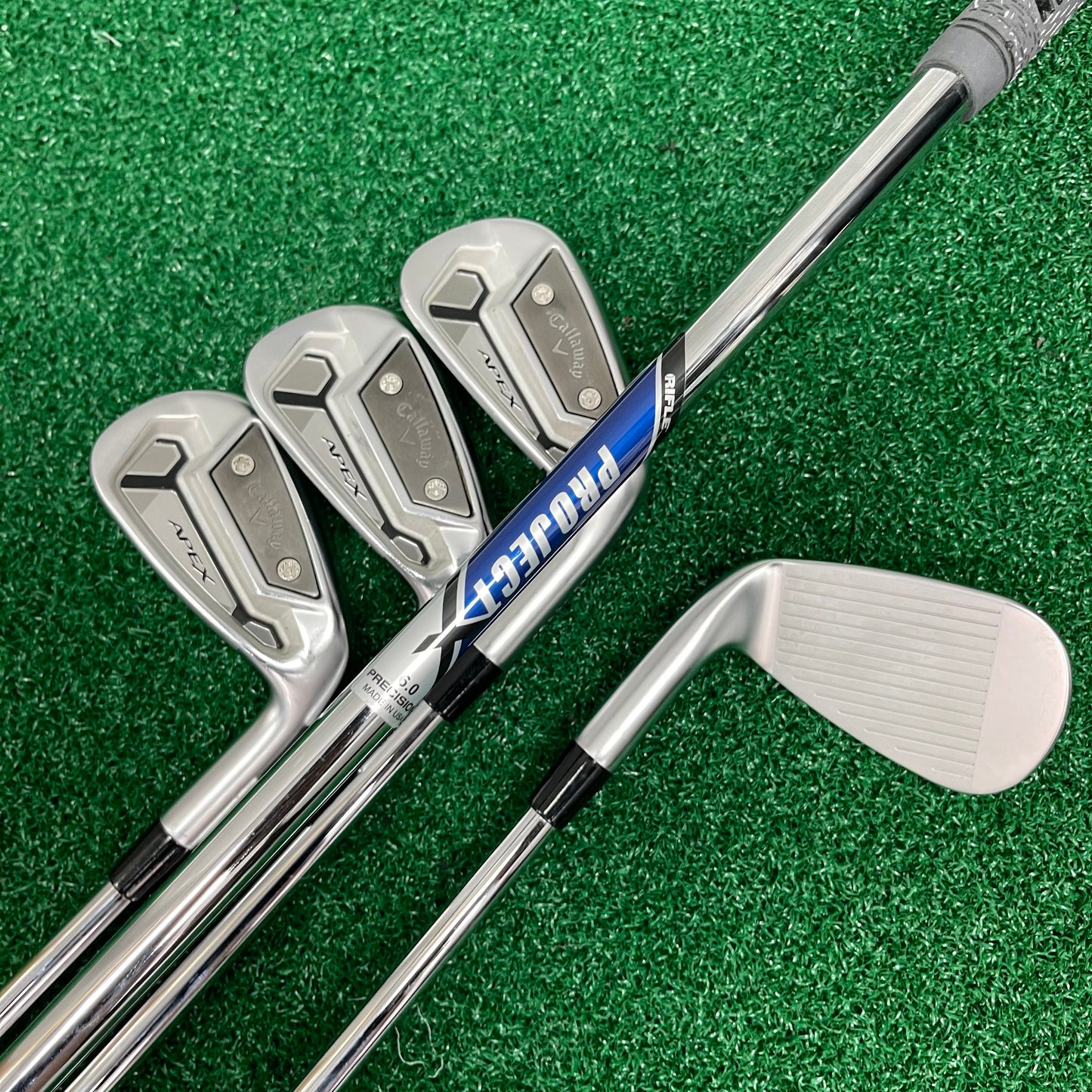 CALLAWAY APEX 21 TCB IRONS / 6-PW / PROJECT X 6.0 STIFF SHAFTS / 1" LONGER