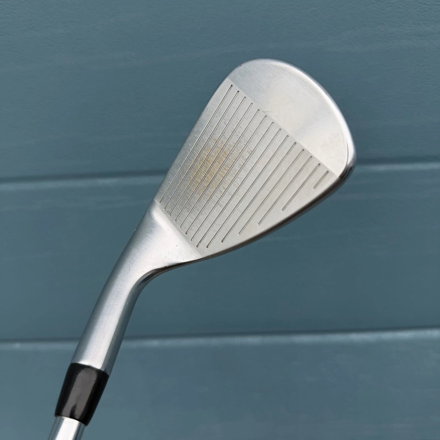 TITLEIST T200 GAP WEDGE / 48 DEGREE / S300 AMT BLACK S300 STIFF SHAFT