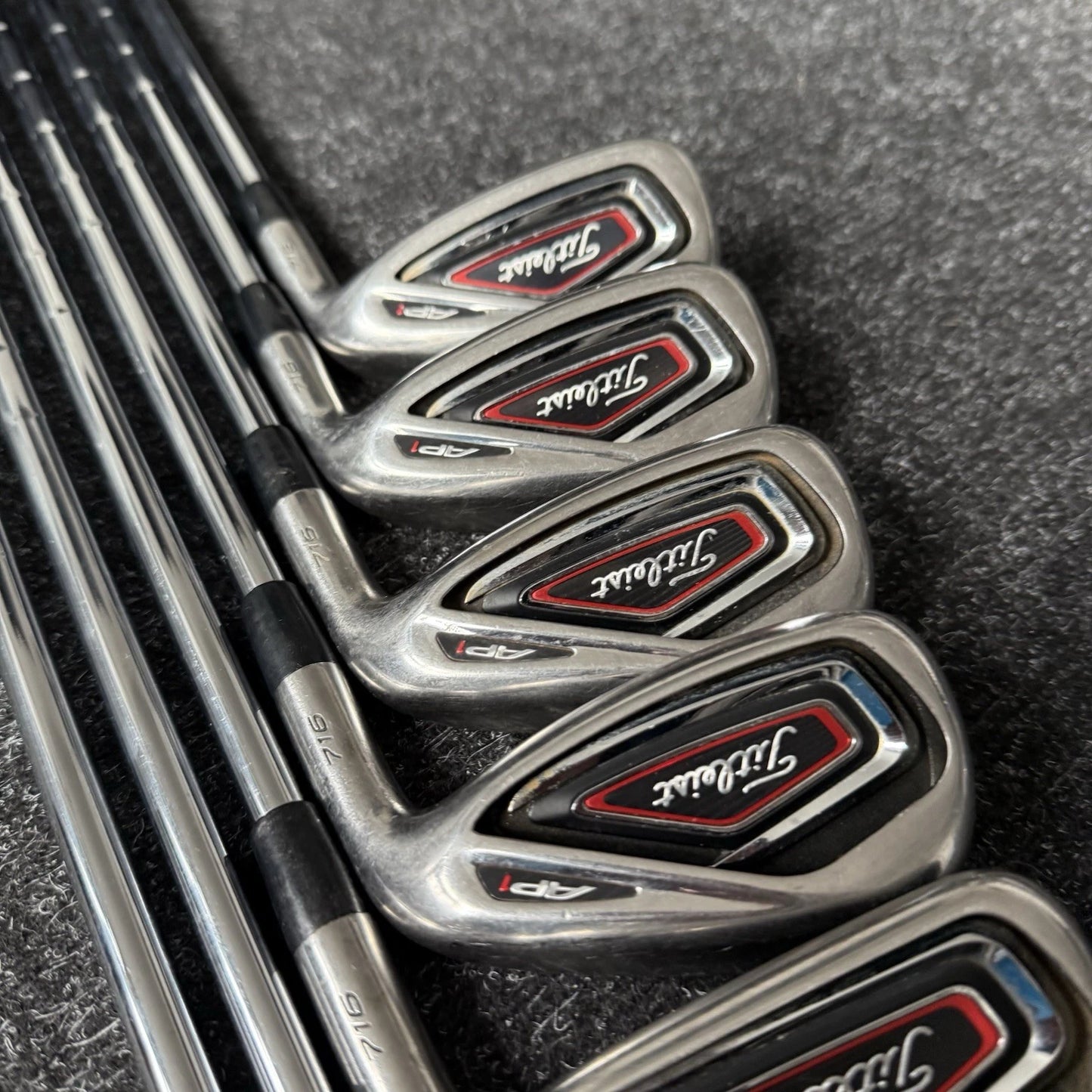 TITLEIST 716 AP1 IRONS / 5-PW + GW / KBS TOUR STIFF SHAFTS