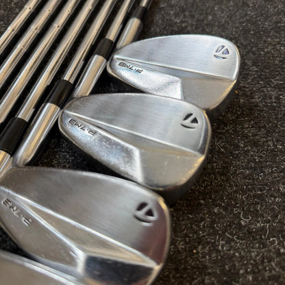 TAYLORMADE P770/P7MB COMBO IRON SET / 4-PW / KBS TOUR 120 STIFF SHAFTS