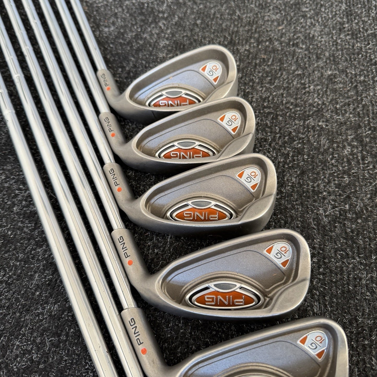 PING G10 IRONS / 5-SW / AWT REGULAR SHAFTS / ORANGE DOT