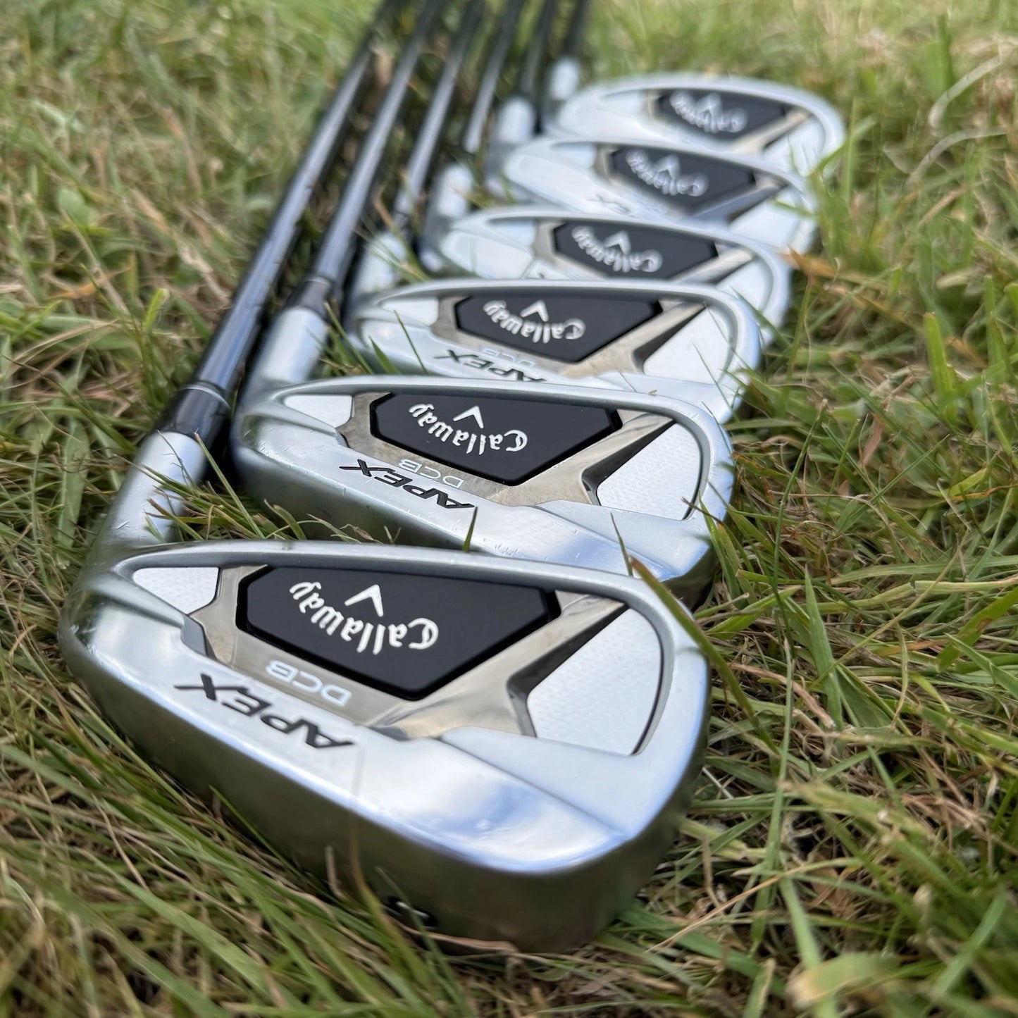 CALLAWAY APEX DCB IRONS / 5-PW / UST MAMIYA RECOIL GRAPHITE 6F4 STIFF SHAFTS