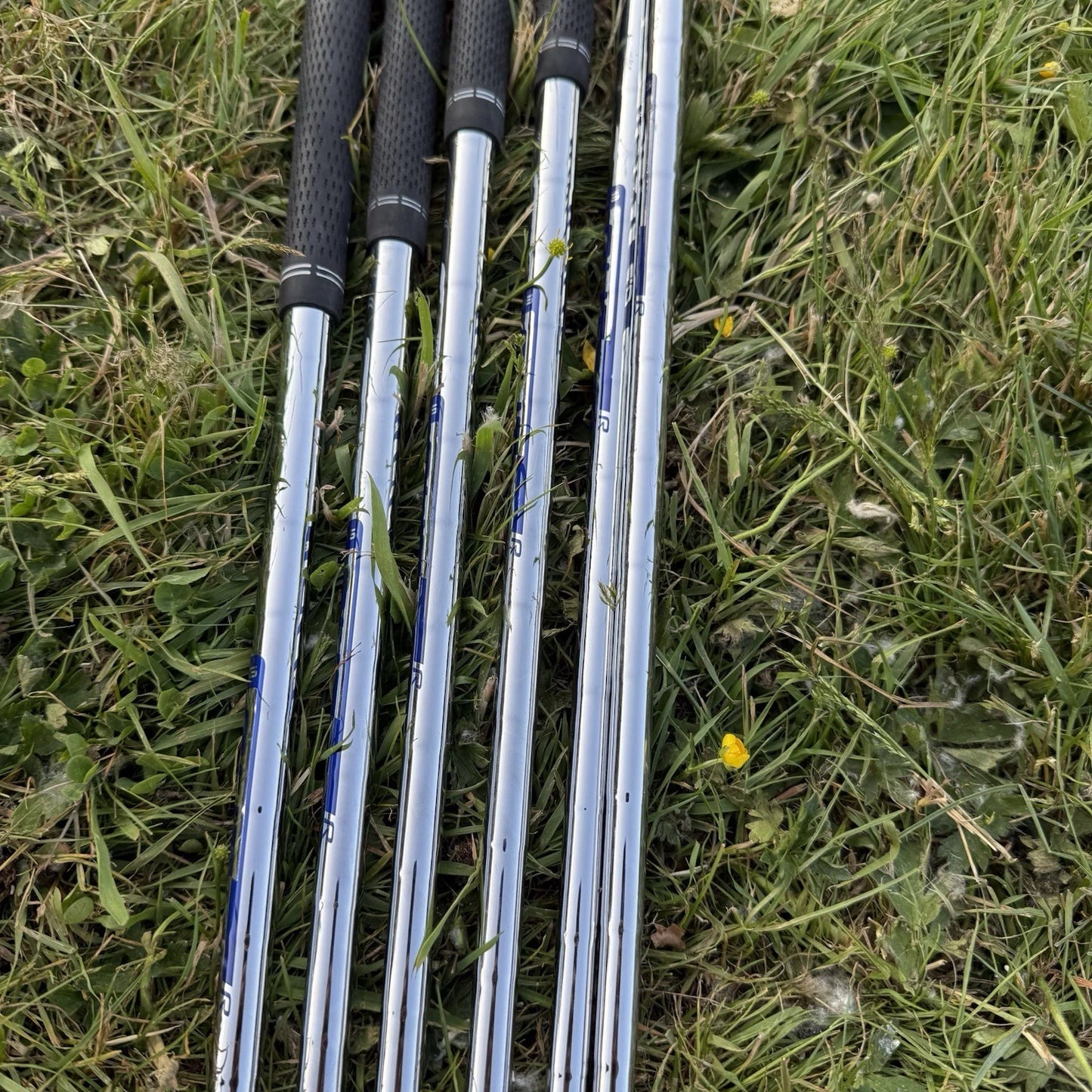 PING G400 IRONS / 5-PW / AWT 2.0 REGULAR SHAFTS / GREEN DOT