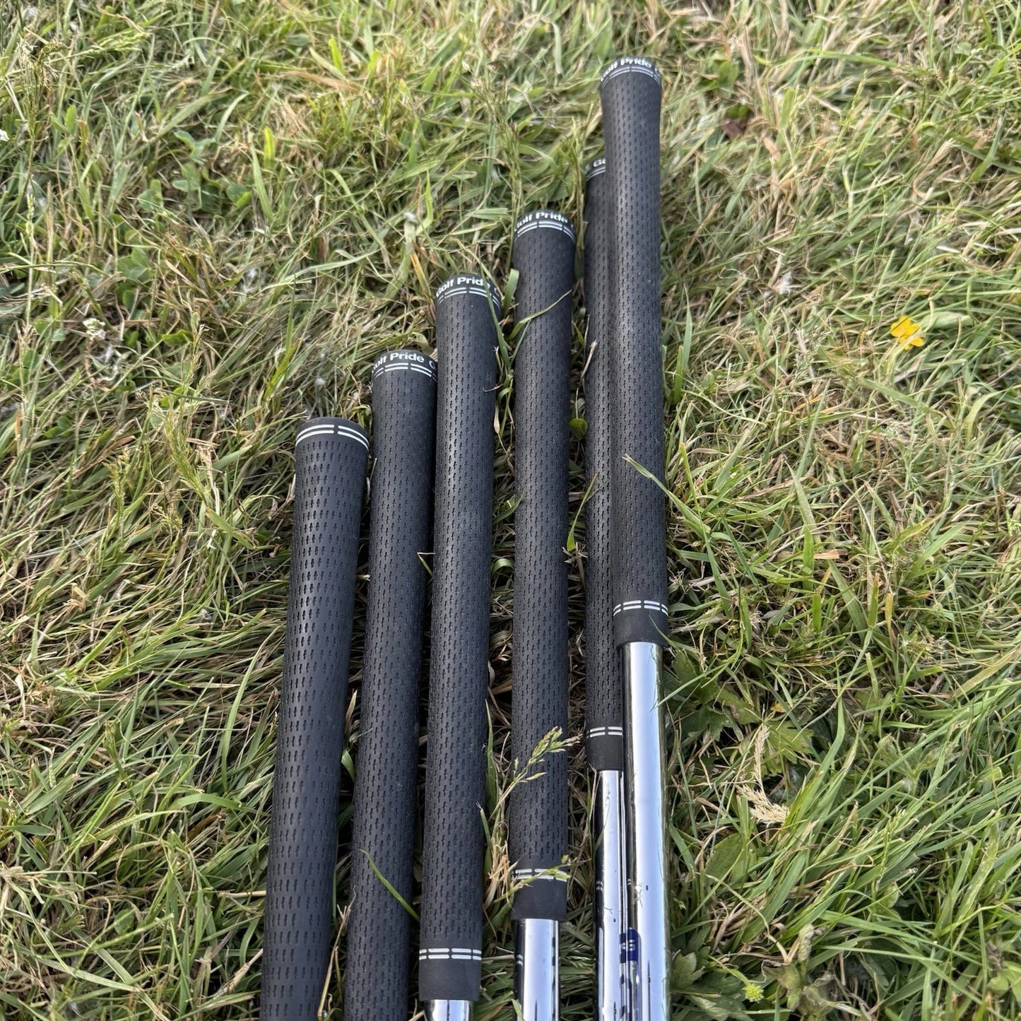 PING G400 IRONS / 5-PW / AWT 2.0 REGULAR SHAFTS / GREEN DOT