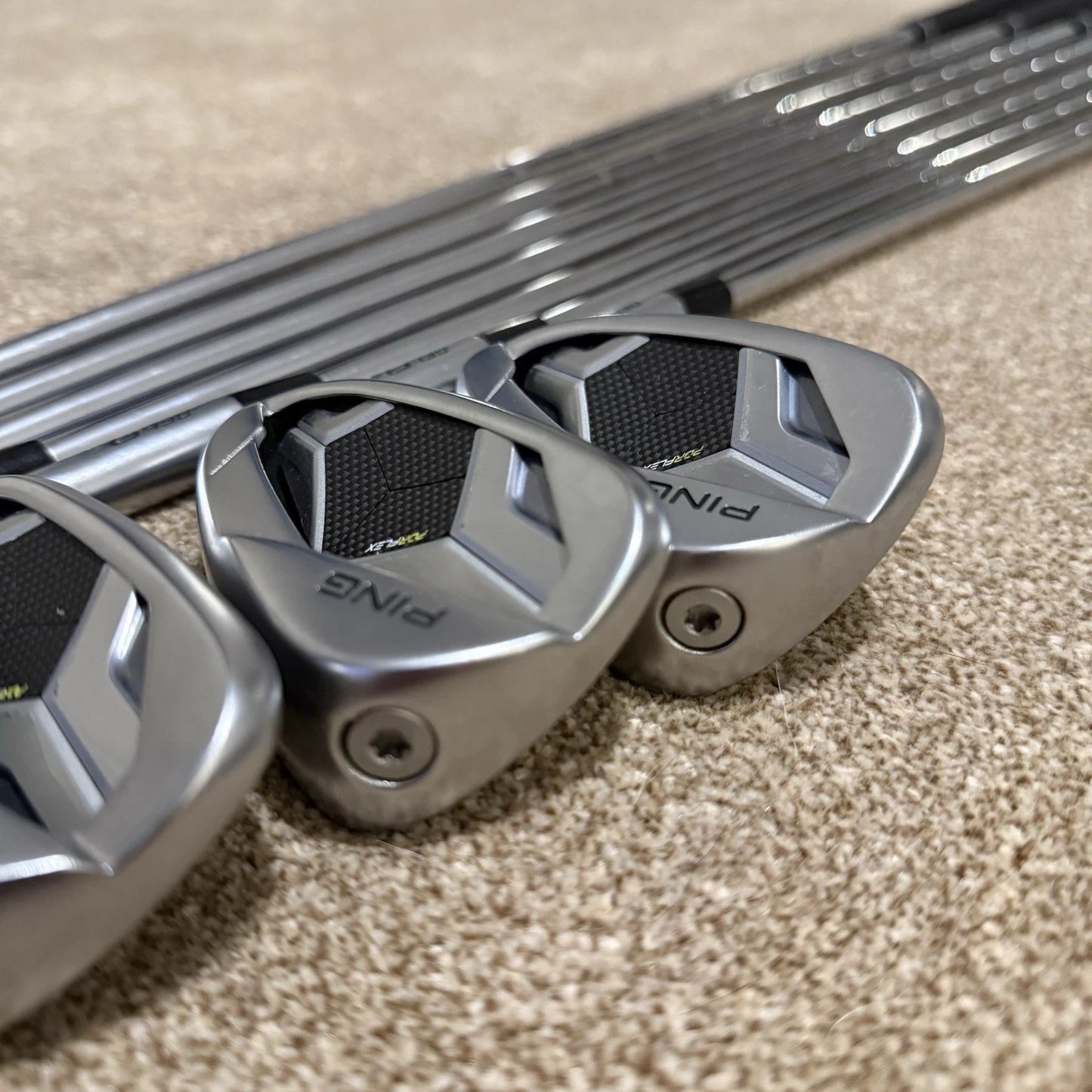 PING G430 IRONS / 4-PW / PING AWT 2.0 REGULAR SHAFTS / GREEN DOT