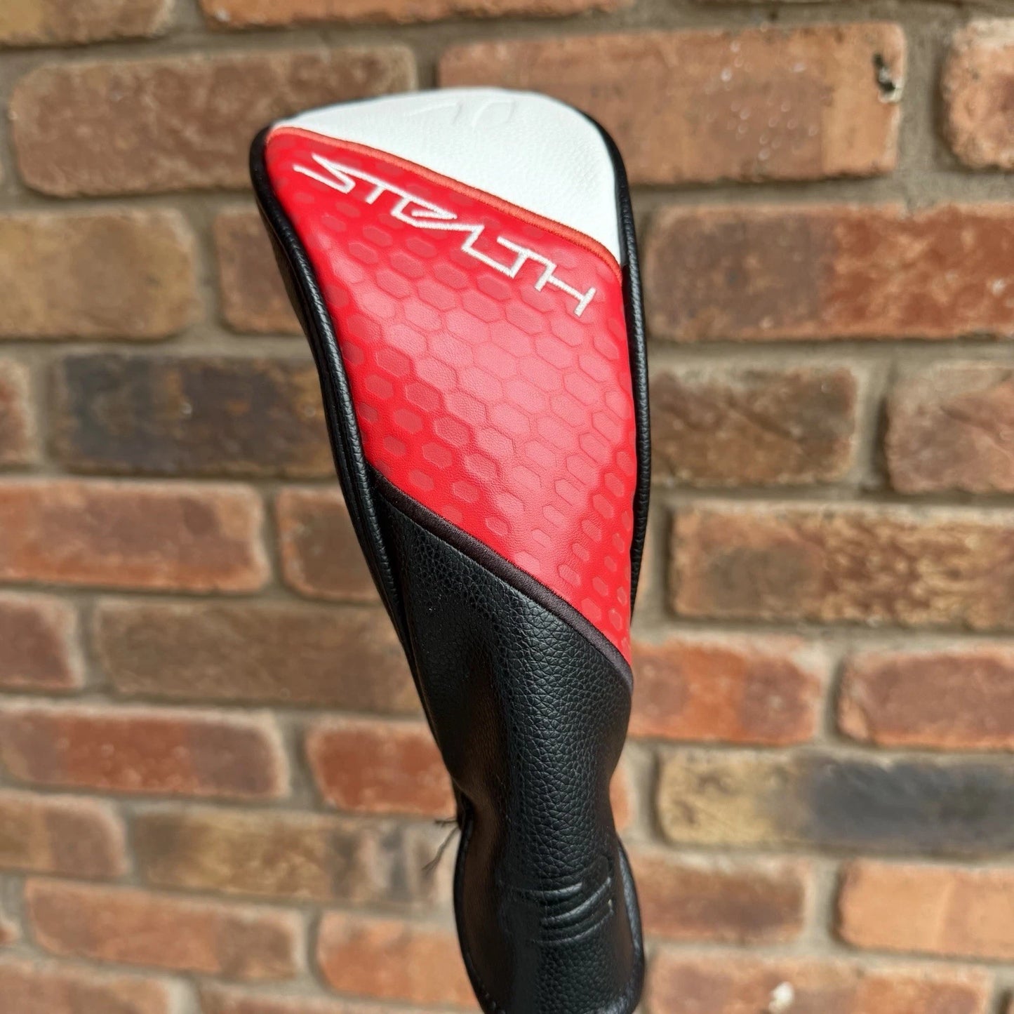 TAYLORMADE STEALTH2 PLUS #4 HYBRID / 22 DEGREE / KAI’LI RED REGULAR SHAFT