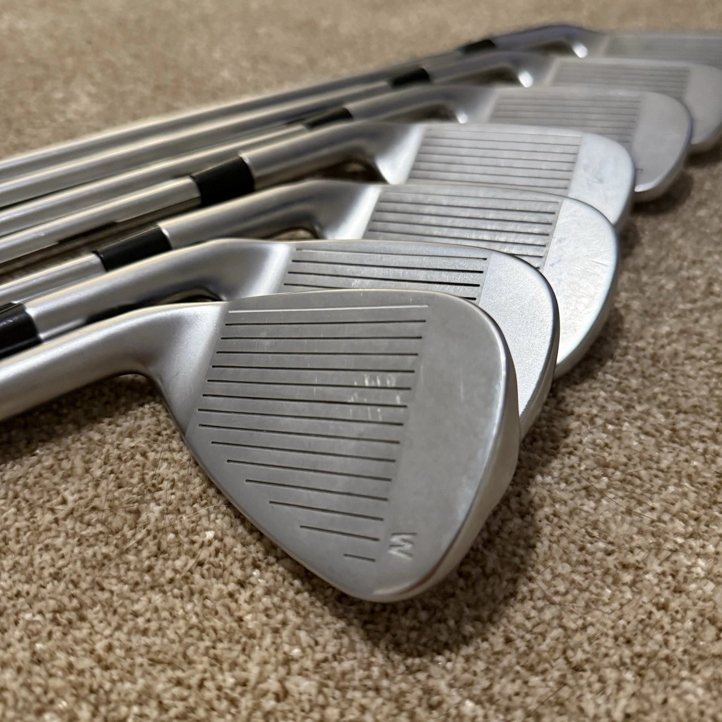 PING G430 IRONS / 4-PW / PING AWT 2.0 REGULAR SHAFTS / GREEN DOT