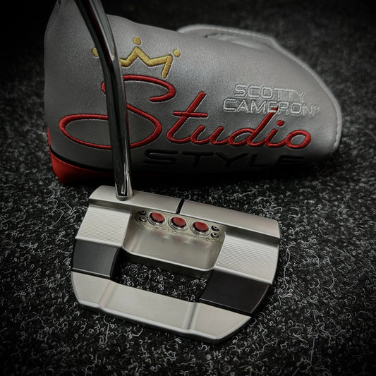 SCOTTY CAMERON 2025 STUDIO STYLE FASTBACK PUTTER / 34 INCH