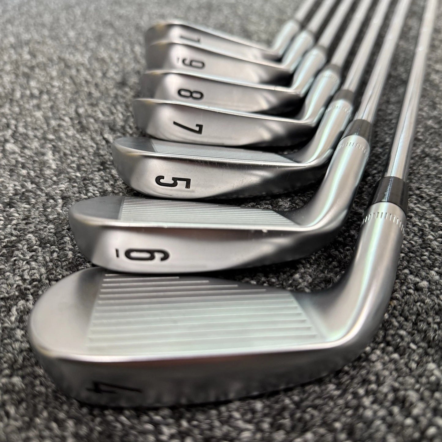 CALLAWAY APEX 2024 CB/MB COMBO IRONS / 4-10 / DYNAMIC GOLD TT MID 155 S300 STIFF